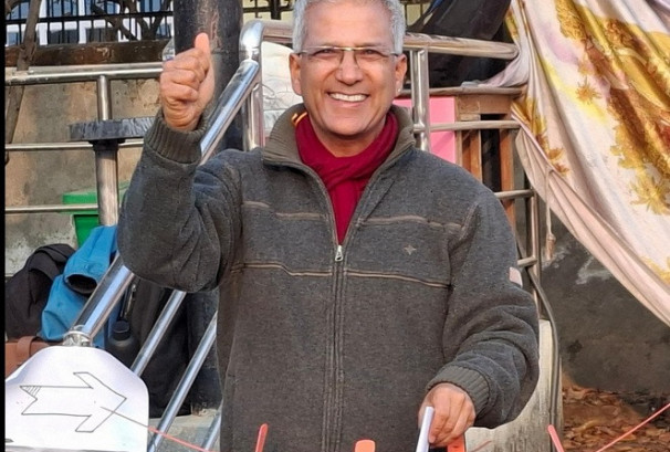 मतदानपछि रविन्द्र मिश्रले भने, ‘जित हुनेमा ढुक्क। राम्रो काम गर्न सकुँ !’