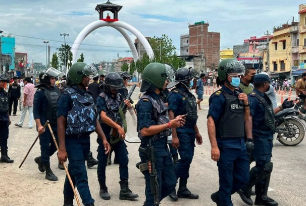 कप्तानगञ्ज गोलीकाण्डको विरोधमा जनकपुरधाममा प्रदर्शन, प्रहरीसँग झडप