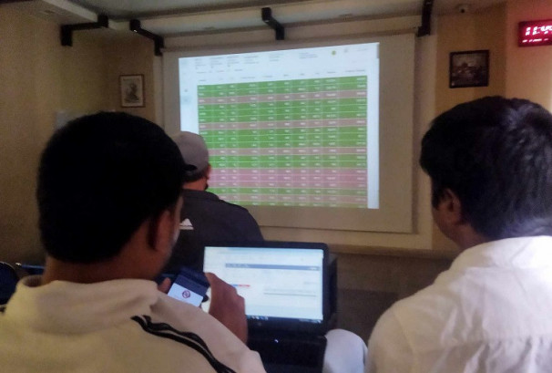 ग्राउण्ड जिरोका लगानीकर्तामा जलविद्युतको चर्चा, भन्छन् ‘मौद्रिक नीति असारभित्रै आउन पनि सक्छ’