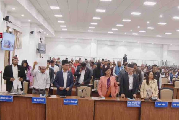 प्रधानमन्त्रीको अभिव्यक्ति विवादित बनेपछि प्रतिनिधिसभा अवरुद्ध, विपक्षी दलहरूको निरन्तर विरोध