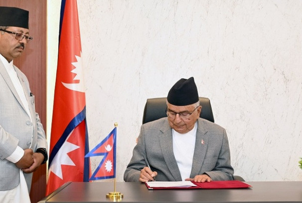 राष्ट्रपतिले प्रमाणीकरण गरे निर्वाचनसम्बन्धी दुई विधेयक