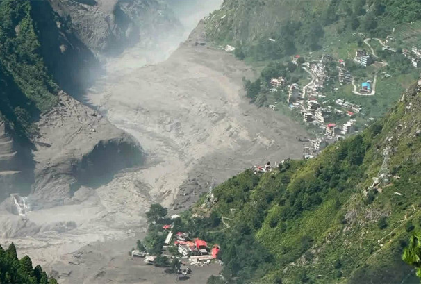रसुवा बाढीमा सम्पर्कविहीन प्रहरी भेटिन थाले, अधिकांश घाइते