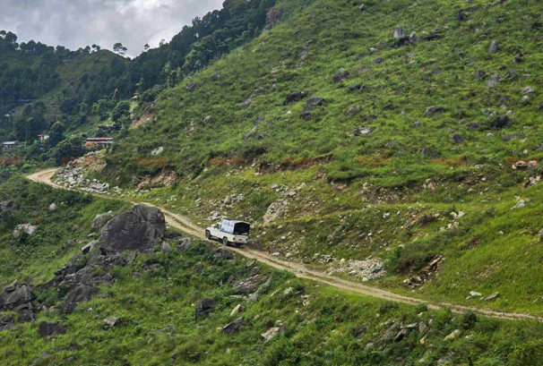 हेलिकप्टर अत्यावश्यक अवस्थामा मात्रै माग्न प्राधिकरणको अपिल, रसुवा–धादिङ जोड्ने वैकल्पिक सडक खुल्यो