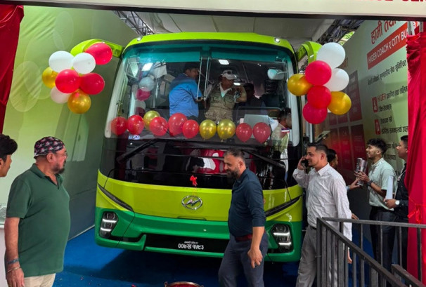 नाडा अटो शोमा हाइगरको ३१ सिटे प्रिमियम ईभी कोच सार्वजनिक, यस्ता छन् फिचर्स