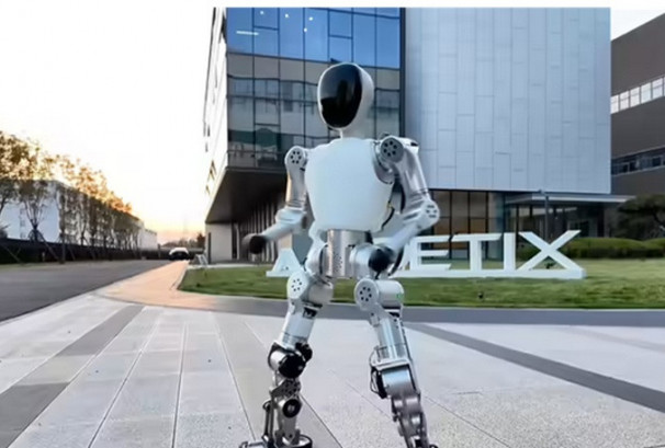 चीनले सार्वजनिक गर्‍यो विश्वकै सबैभन्दा सस्तो ह्युमोनोइड रोबोट ‘बुमी’