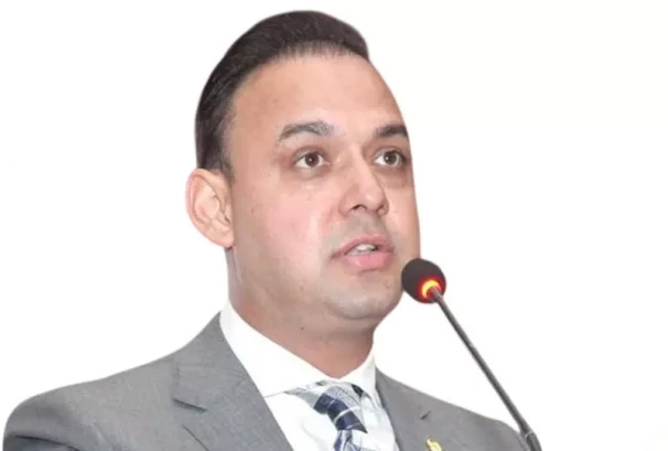पहिलोपटक नेपालीको हातमा कतार एयरवेजको नेपाल कमान्ड