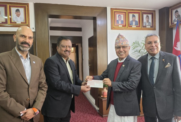 नेपाल लाइफद्वारा भौतिक पूर्वाधार पुर्ननिर्माण कोषमा रु. १ करोड ५० लाखको सहयोग