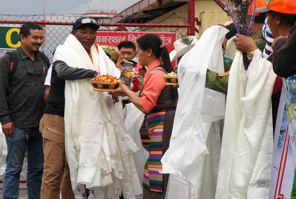 कामिरिता शेर्पाको ऐतिहासिक कीर्तिमान, ३२औँ पटक सगरमाथा सफल आरोहण
