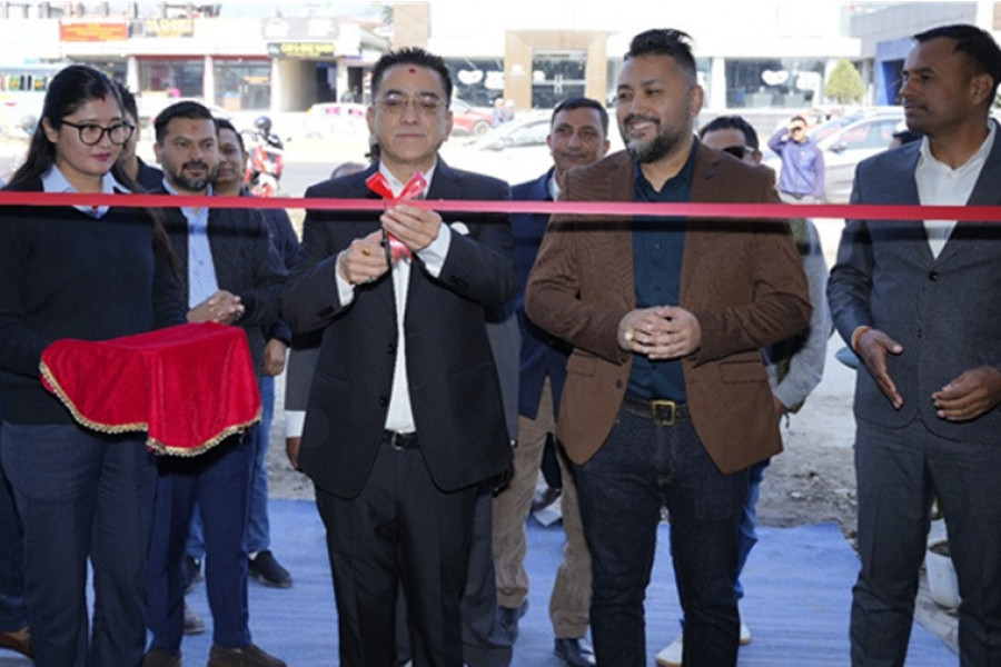 लक्ष्मी ई–मोबिलिटीद्वारा पोखरामा केई र फोर्थिङ शो–रुमको उद्घाटन