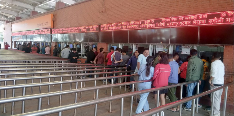 दशैंका लागि अग्रिम टिकट बुकिङलाई निरन्तरता, यात्रुको परिचय खुल्ने चलानी अनिवार्य
