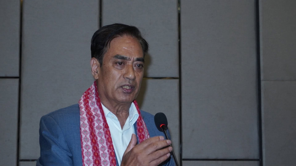प्रसारण लाइन निर्माणमा निजी क्षेत्रलाई सहभागी गराउने व्यवस्था तत्काल कार्यान्वयन गर्नुपर्छ :राजेन्द्र मल्ल