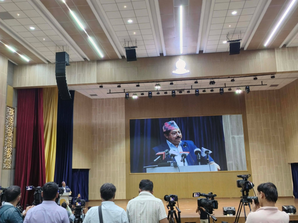 अटो क्षेत्रलाई राजस्व उठाउने माध्यम मात्र नबनाऔँ- एफएनसीसीआई अध्यक्ष श्रेष्ठ