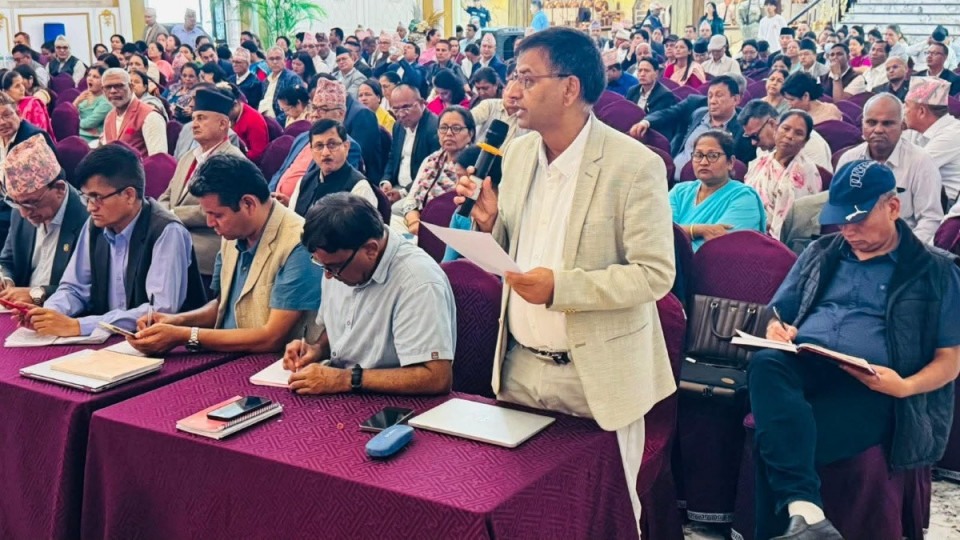 एमालेको नीति, कार्यनीति र संगठनात्मक शैली पुनर्विचार गर्न विष्णु रिजालको प्रस्ताव