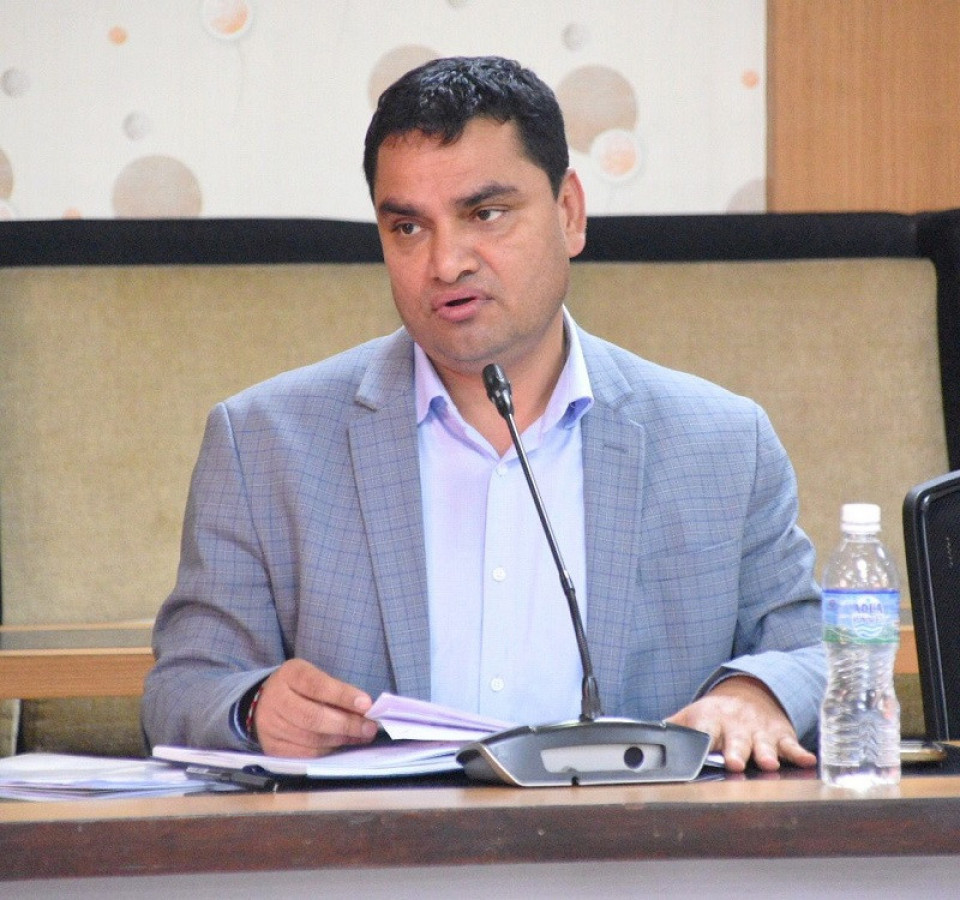 वर्षौंपछि स्वास्थ्य क्षेत्रमा ५ वर्षमा १२ हजार जनशक्ति थप्ने प्रक्रिया थालेका छौंः स्वास्थ्यमन्त्री पौडेल