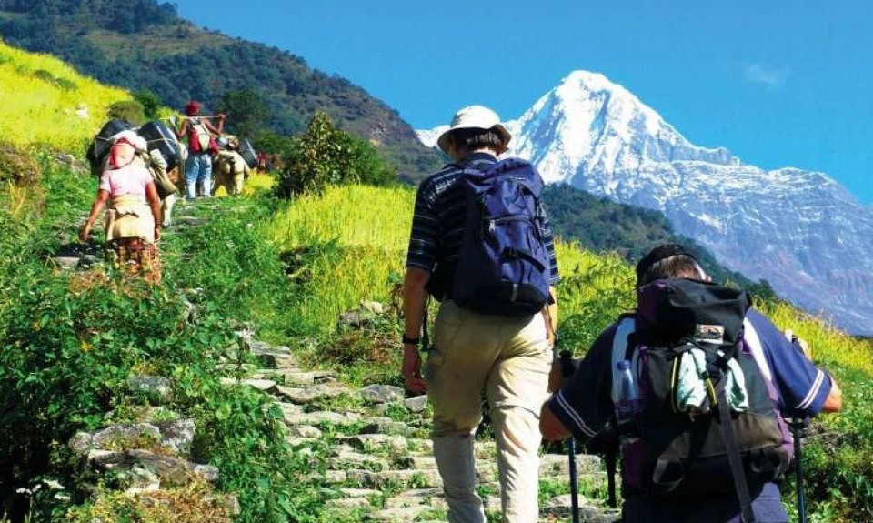 जुलाईमा नेपाल भित्रिए ७१ हजार ७७५ विदेशी पर्यटक, चिनियाँ पर्यटक ६१% ले बढे