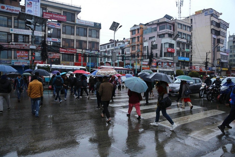 आज अधिकांश क्षेत्रमा मध्यम वर्षाको सम्भावना, केही स्थानमा भारी वर्षा हुने