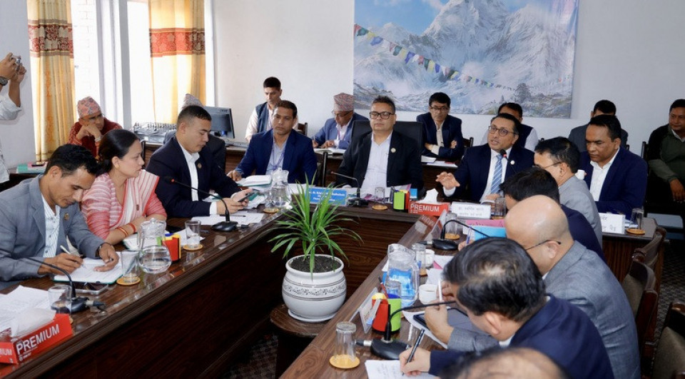 आज ६ संसदीय समितिको बैठक, राष्ट्र बैंक ऐन संशोधनदेखि वैदेशिक रोजगार र न्याय प्रशासनसम्म छलफल