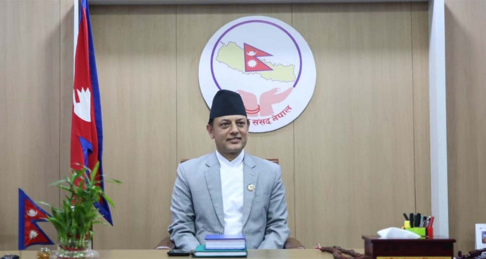 सभामुख डीपी अर्यालले एक महिनाको पारिश्रमिक विपद् उद्धार कोषमा दिने