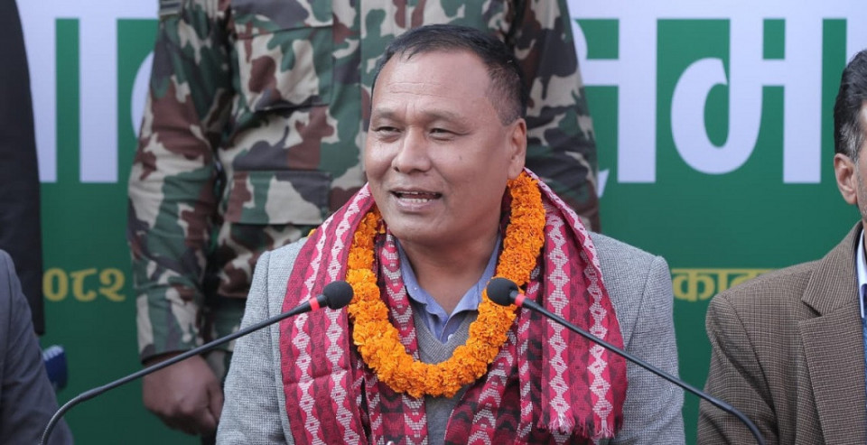 केहीबेरमा मन्त्री पदबाट राजीनामा दिंदै कुलमान घिसिङ