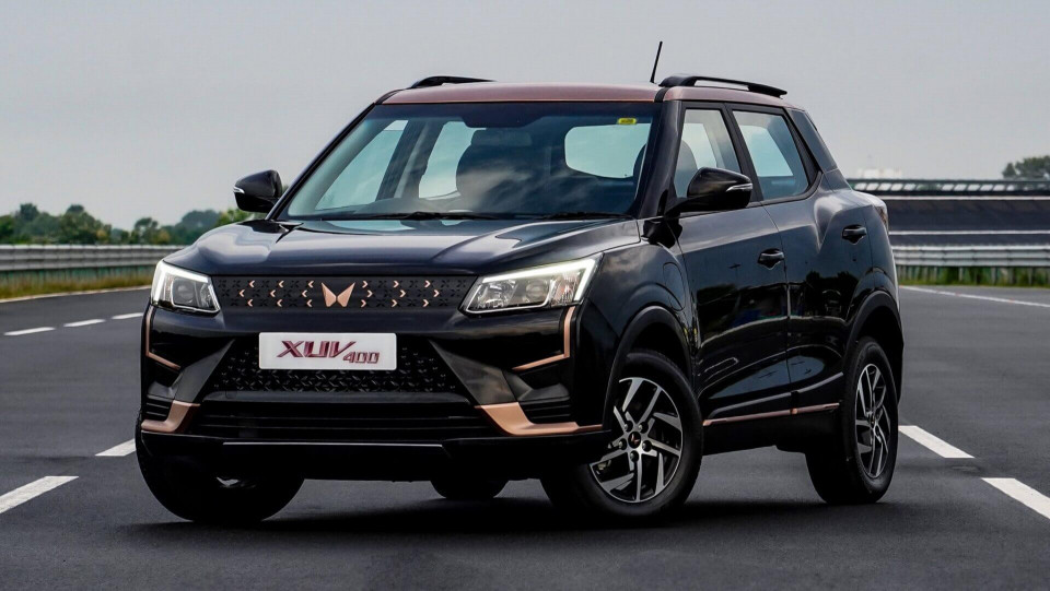 महिन्द्राको  XUV400 EV मा देखिए ६ गम्भीर समस्या, ब्याट्रीदेखि ब्रेकसम्म गुणस्तरहीन !