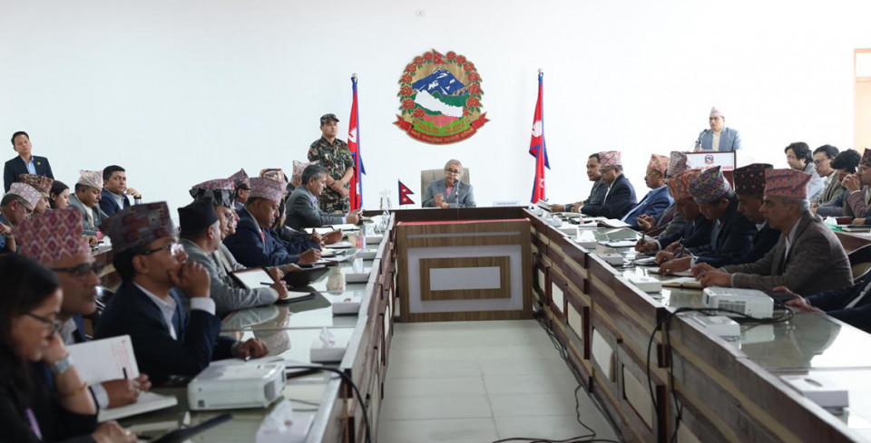 सचिवहरुलाई प्रधानमन्त्रीले दिइन् १४ बुँदे निर्देशन(सूचिसहित)