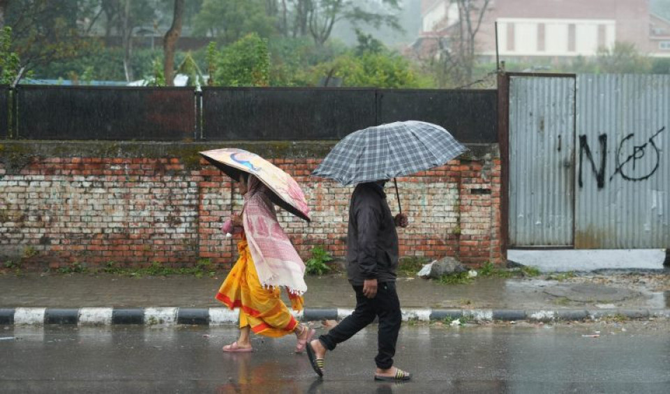 कोशीसहित पहाडी क्षेत्रमा मेघगर्जन र वर्षाको चेतावनी