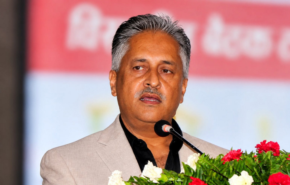 ब्याजदर घट्दा पनि किन बढेन कर्जा ? बैंकर्सले औँल्याए लगानी रोकिएका कारण