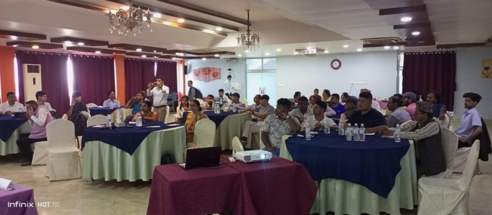 व्यवसायी भन्छन्, ‘गार्मेन्ट उद्योगमा कच्चा पदार्थ र दक्ष जनशक्तिको अभाव’