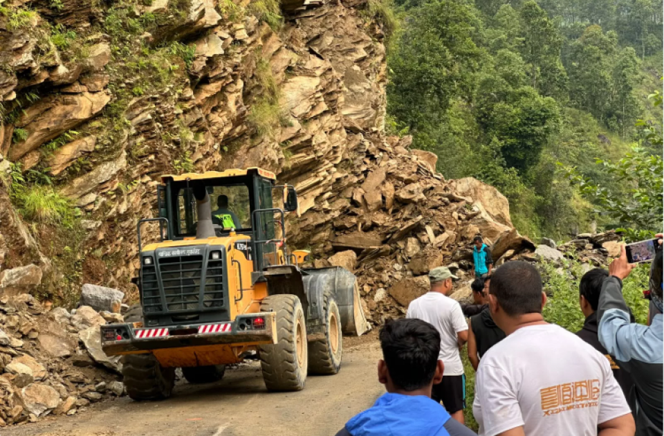 ६ प्रदेशका २६ जिल्लामा मुख्य सडक बन्द, कोशी र बागमतीमा सबैभन्दा धेरै अवरोध
