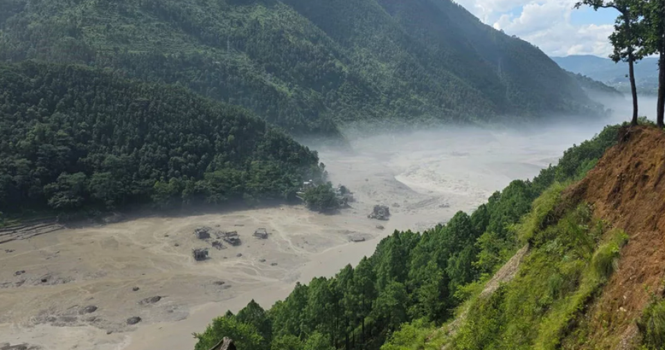 टिमुरे बाढीमा ३३८ ट्रक–कन्टेनर बेपत्ता, सयौं चालक–सहचालक अझै सम्पर्कविहीन