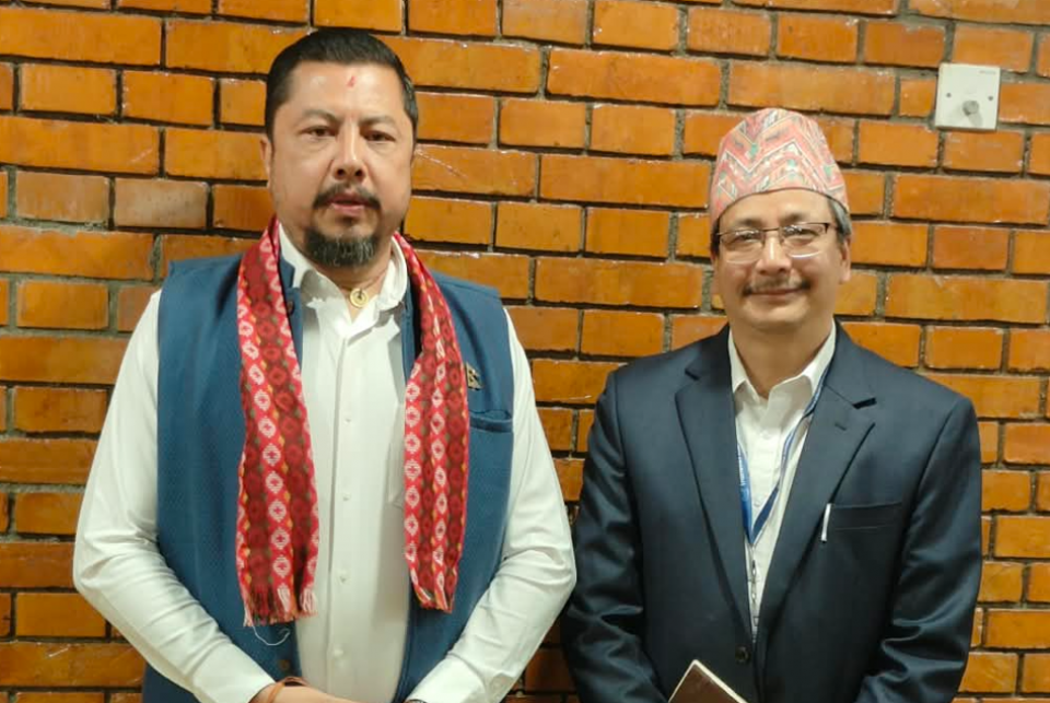 विपद् पूर्वसूचना र जलवायु क्षतिपूर्तिको मुद्दा उठाउन ऊर्जामन्त्री श्रेष्ठ बैंकक प्रस्थान