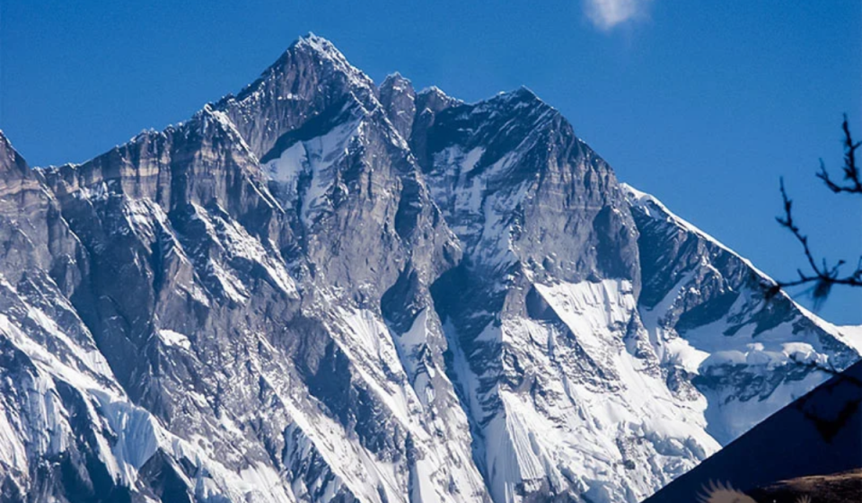 शरद् ऋतुमा हिमाल आरोहणका लागि ६४८ आरोहीले लिए अनुमति
