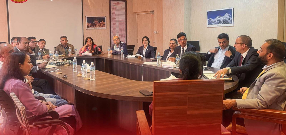 कर्णालीको हवाई सेवा सुधार्न मन्त्री एक्सनमा, निजी वायुसेवासँग गहन छलफल
