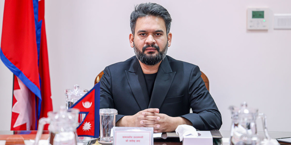 हलचल ल्याउने निर्णयको तयारीमा बालेन, प्रधानन्यायाधीशलाई महाअभियोगदेखि प्रहरी प्रमुख हटाउनेसम्मको गृहकार्य