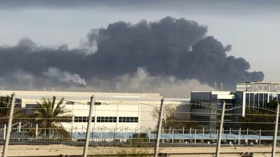 दुबई बन्दरगाहमा कुवेती तेल ट्यांकरमा आक्रमण, अन्तर्राष्ट्रिय बजारमा हलचल