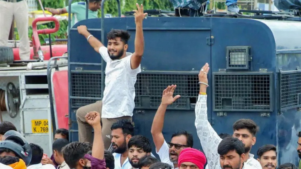 एक सातालाई पुग्ने खाद्यान्न बोकेर आन्दोलनमा उत्रिए भारतीय किसान, मुख्यमन्त्री निवास घेर्ने तयारी