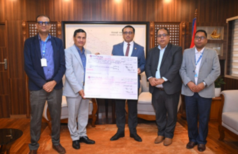 छिमेक लघुवित्तद्वारा बाढी पिडितका लागि ४१ लाख ३९ हजारभन्दा बढी सहयोग