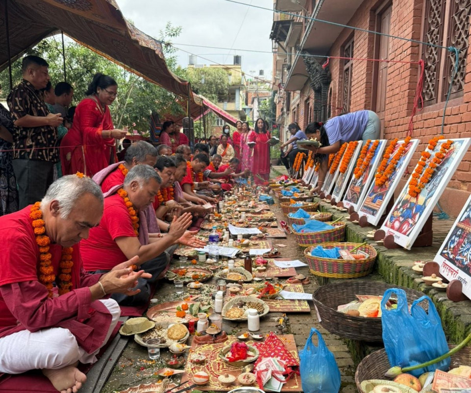 असोज ३ गते पाटनमा रहेका दशमहाविद्या परिक्रमा गरिँदै