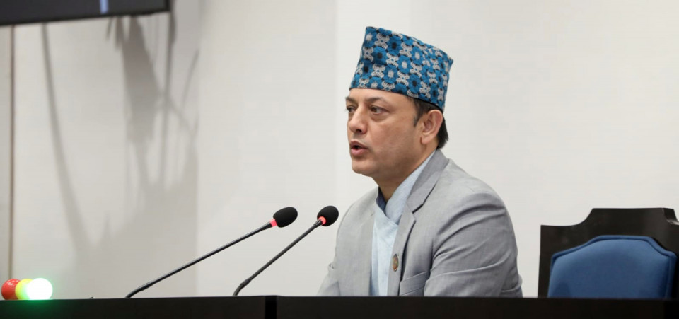 सारी किन्न र स्कुल शुल्क तिर्न विदेशिनुपर्ने बाध्यता अन्त्य हुनुपर्छ : सभामुख  अर्याल