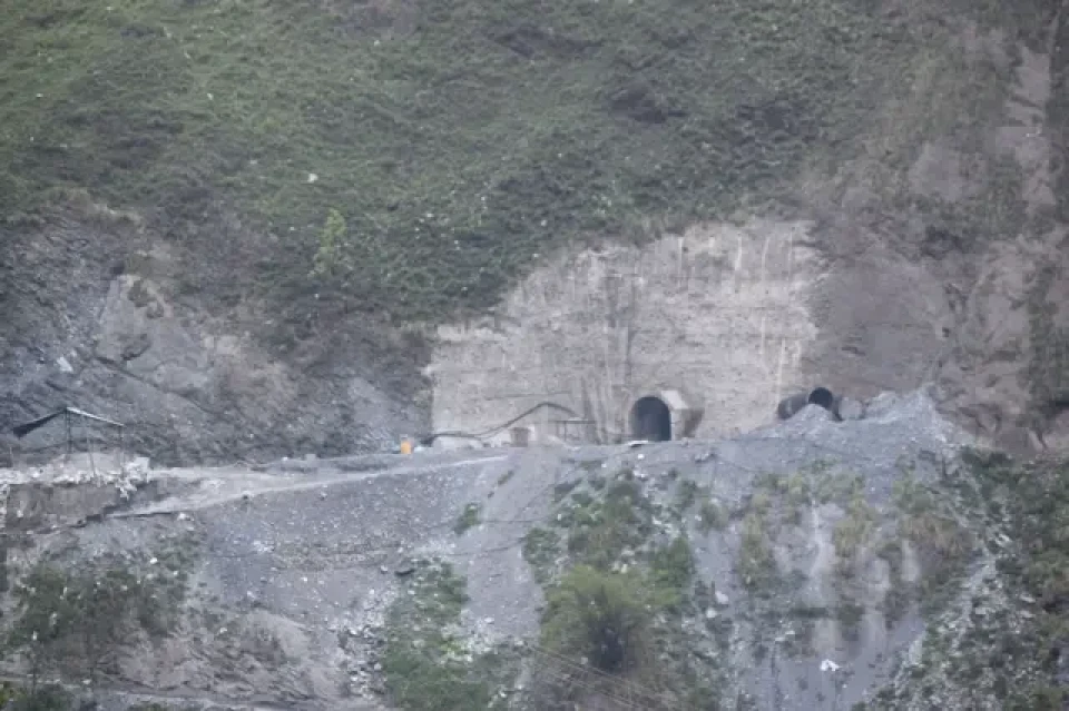 अमेरिका–इरान युद्धको असर नेपालमा, विस्फोटक अभावले रोकिए जलविद्युत् आयोजनाका सुरुङ