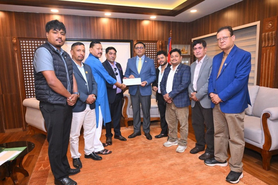 सुनचाँदी तथा रत्न व्यवसायी महासंघद्वारा विपद् उद्धार कोषमा ४० लाख रुपैयाँ सहयोग
