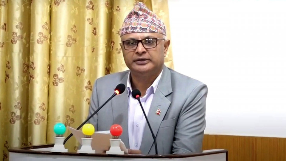 हिक्मत कार्कीविरुद्ध हस्ताक्षर अभियान तीव्र, मुख्यमन्त्रीनिकट सांसद असन्तुष्ट