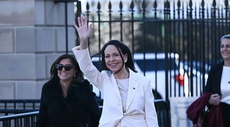 भेनेजुएलाकी विपक्षी नेताले ट्रम्पलाई दिइन् आफूले पाएको नोबेल शान्ति पुरस्कार