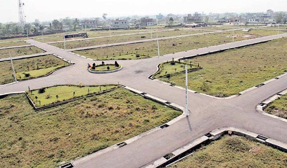 रियल स्टेट सेक्टरमा लगानी गर्नेमा हिमालयन लाइफ मात्रै, अरु किन डराए ?
