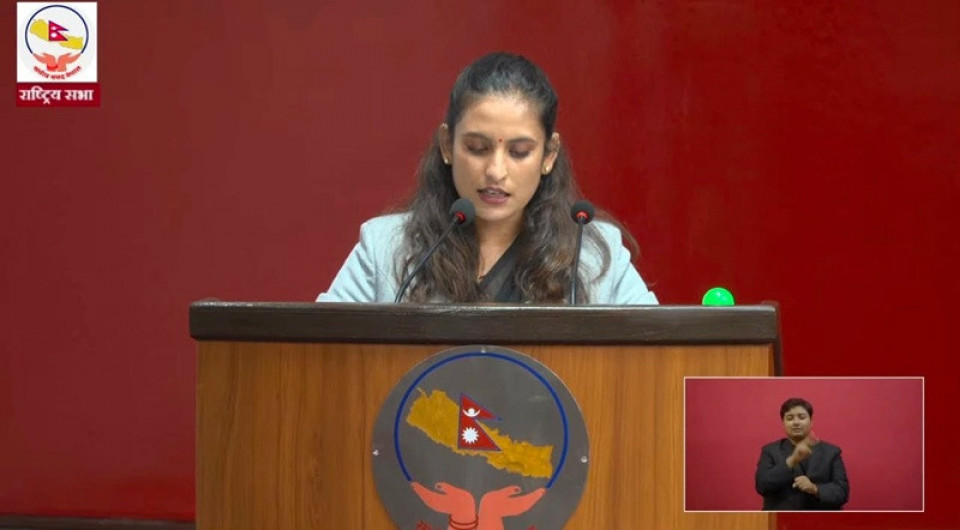 ‘ब्लु बस’ महिलाको सुरक्षाका लागि आवश्यक पहल, विभाजन वा प्रचारको नीति होइनः मन्त्री सिता बादी