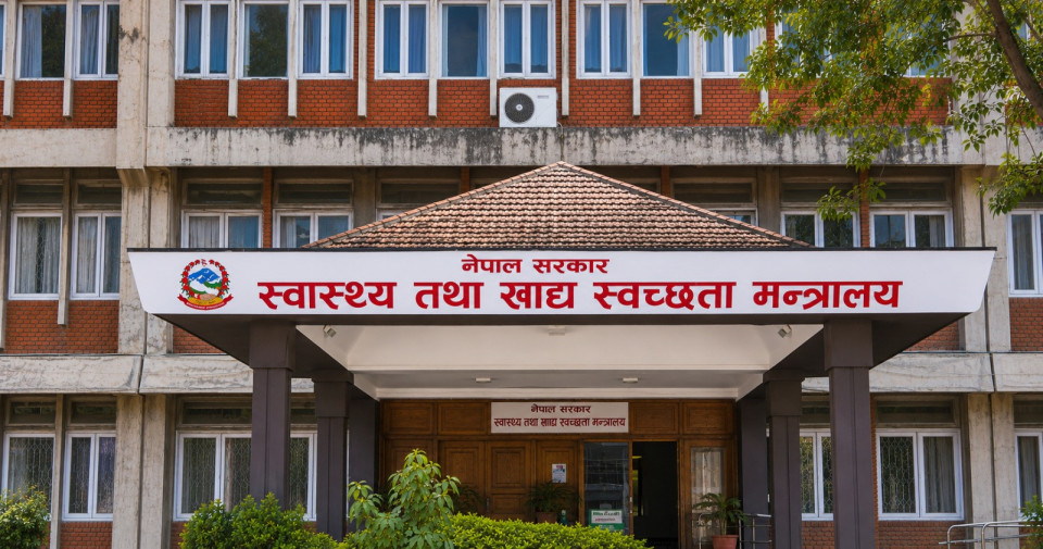 १० प्रतिशत निःशुल्क शय्या सेवामा मन्त्रालयको कडाइ,सबै अस्पतालका सम्पर्क व्यक्तिहरूको विवरण सार्वजनिक