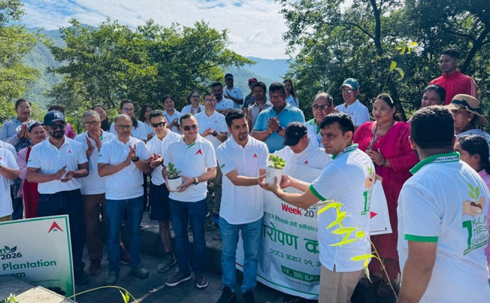 लुम्बिनी वर्ल्ड पिस फोरम र नबिल बैंकबीच हरित पहलका लागि साझेदारीः टोखामा २०० एभोकाडोका बिरुवा रोपिए