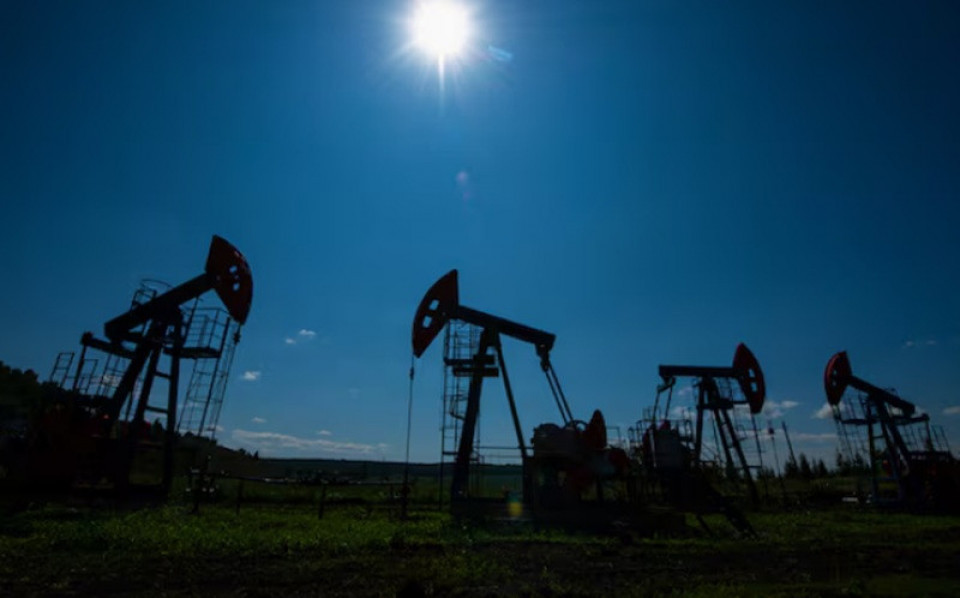 कच्चा तेलको मूल्य २ प्रतिशतभन्दा बढीले वृद्धि