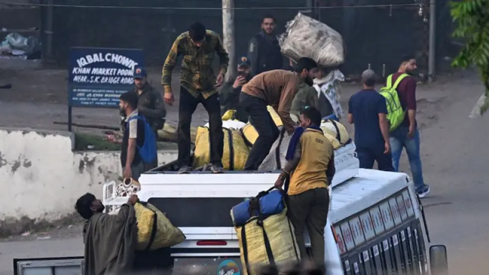 पाकिस्तानसँगको गोलाबारीमा मृत्यु हुने भारतीयको संख्या १० पुग्यो, ३२ जना घाइते