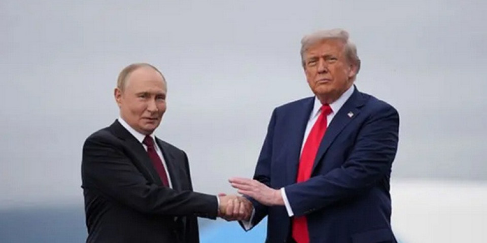 इरानमा जारी युद्ध अन्त्य गर्ने प्रयासमा सहयोग गर्न पुटिन इच्छुक हुनुहुन्छ : ट्रम्प